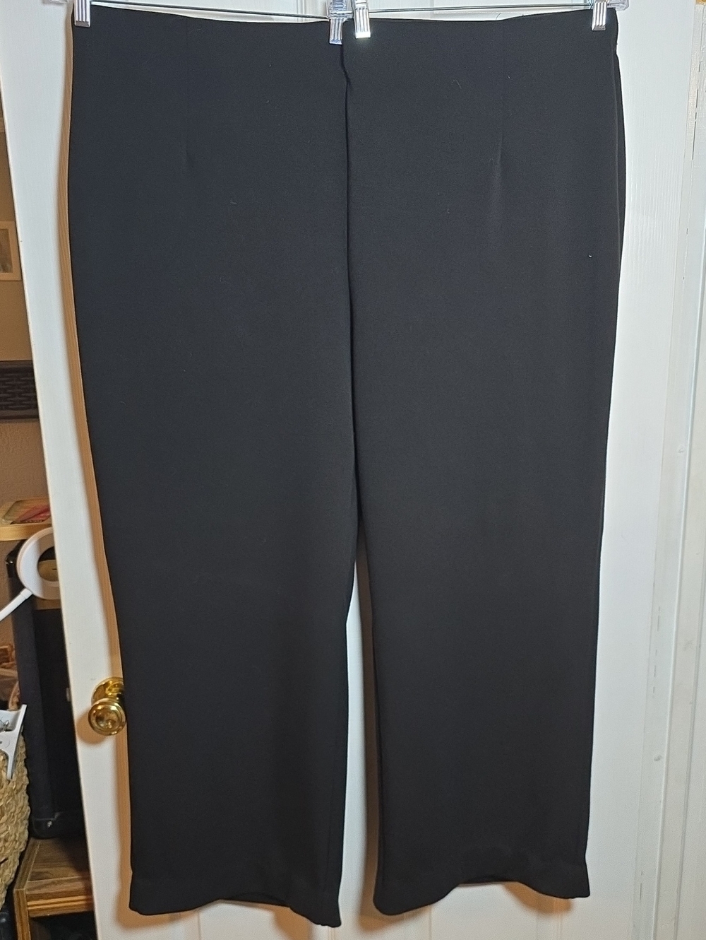 152 Torrid Womens Size 6 6X Black Wide-Leg Ponte Pants